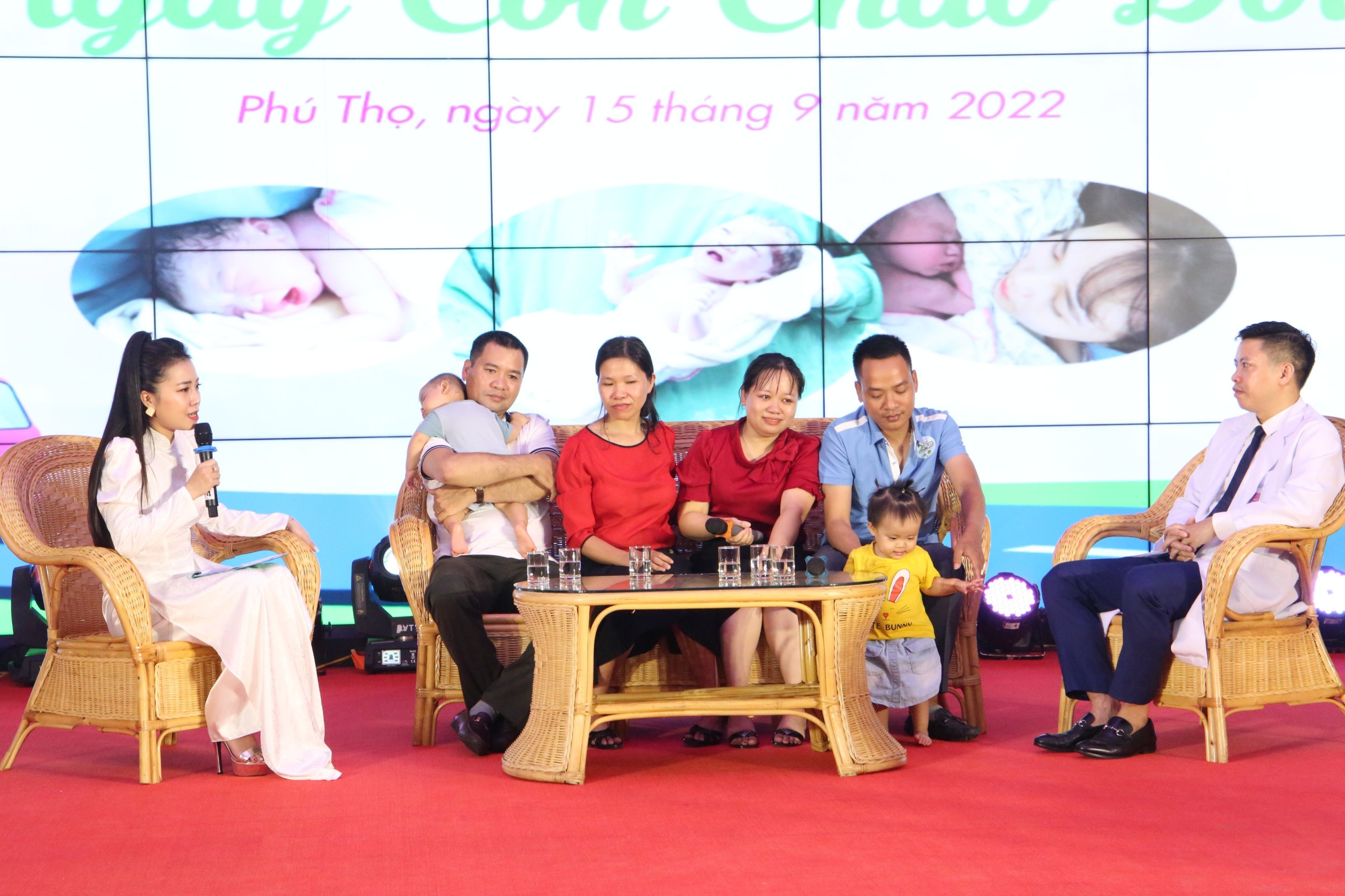 chương trình toạ đàm sự kiện 200 em bé